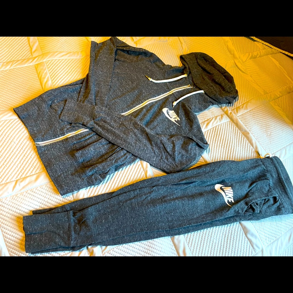 NIKE Sweat suit track suit pair XS BLACK